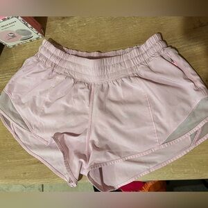 Lululemon Hotty hot 2.5inch Miami pink